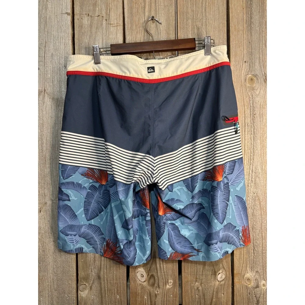 Quiksilver‎ AG47 Dry Flight Board Shorts Mens 33 Blue Tropical Floral QYBS03358
